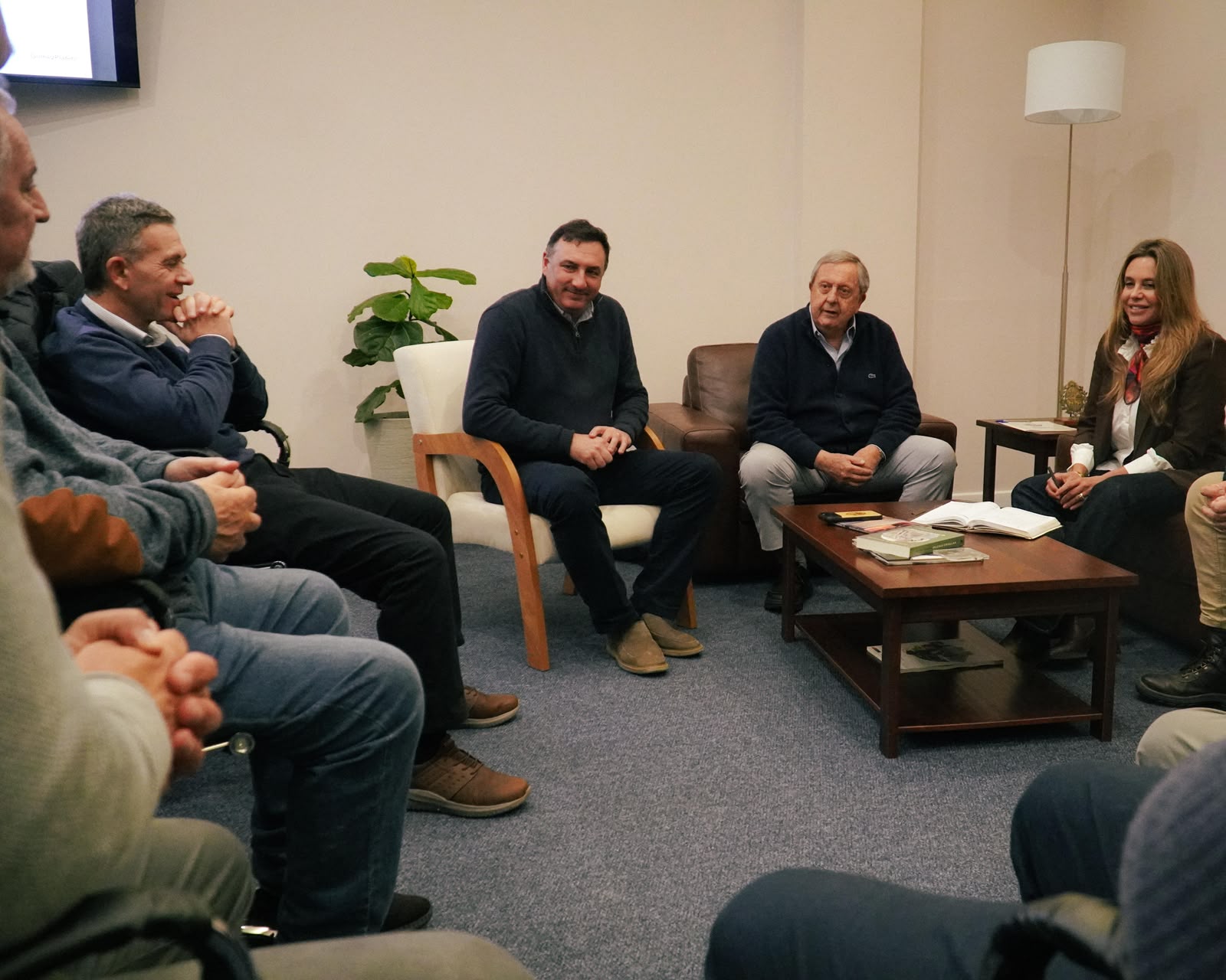 Albisu recibió a Carlos Lecueder, quien presentó el proyecto de ampliación de Salto Shopping por US$ 17 millones
