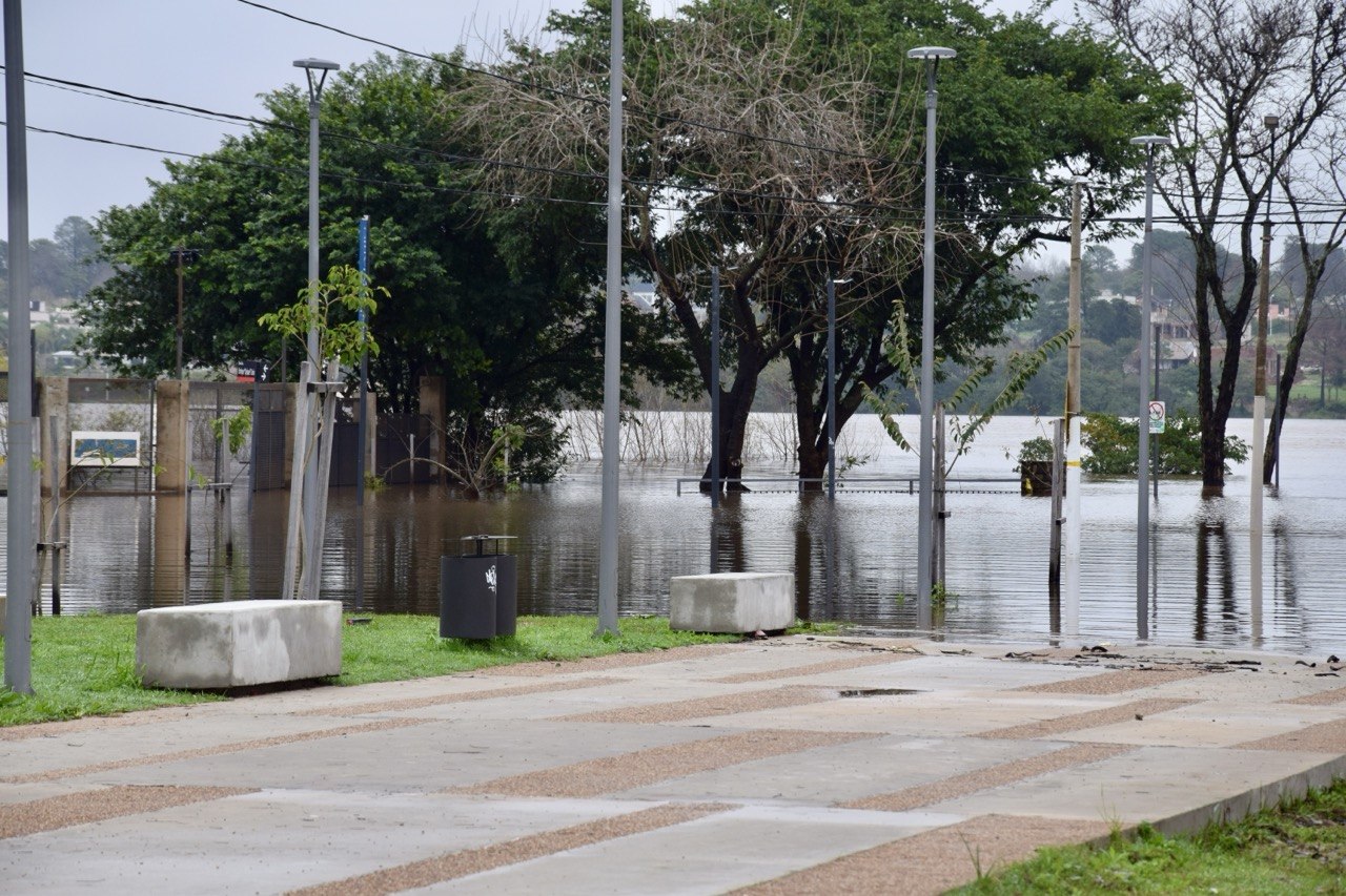El Río Uruguay comenzó a descender y no se registraron evacuaciones en Salto